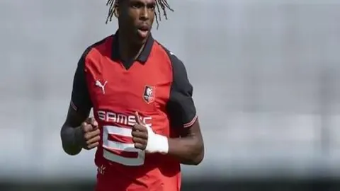 湖人首发：詹姆斯、八村塁、海斯、东契奇、里夫斯